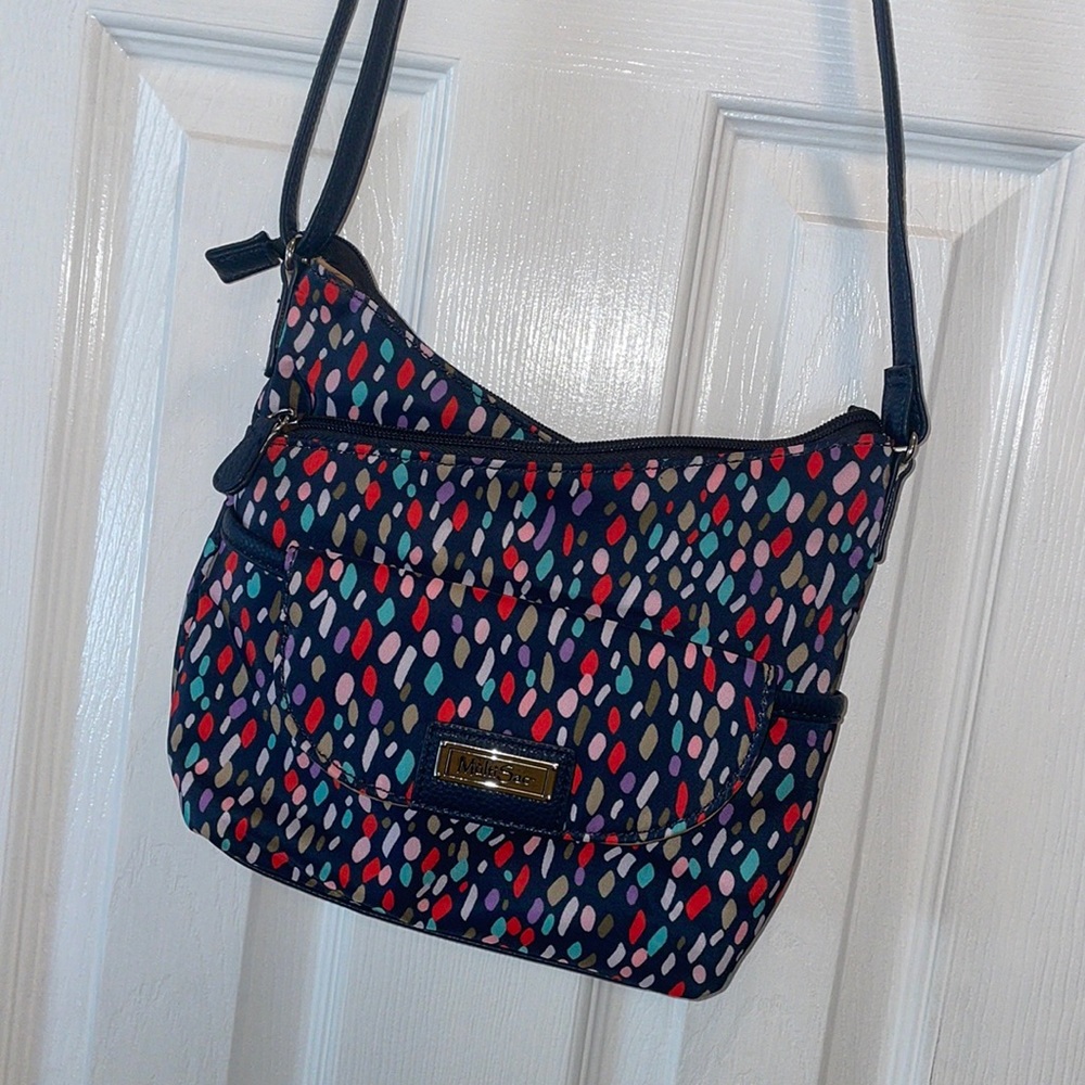 Multi Sac Crossbody Bag/Purse. Ass’t Colors  (2)Zippered (2) Snap Openings. EUC